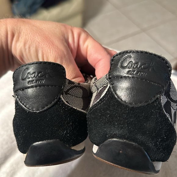 COACH “DEVIN” canvas & suede sneakers. Size 6.5. Grey w/black suede. VGUC. Clean - Picture 6 of 8